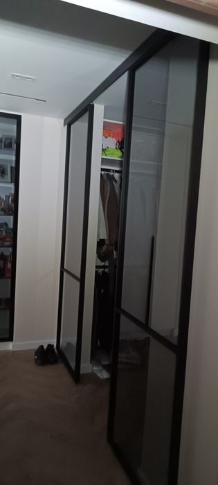 Межкомнатные стеклянные перегородки