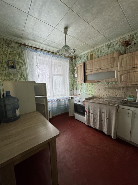 Продам 1-но кімнатну квартиру в м. Лозова