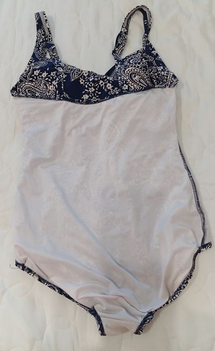 Купальник суцільний