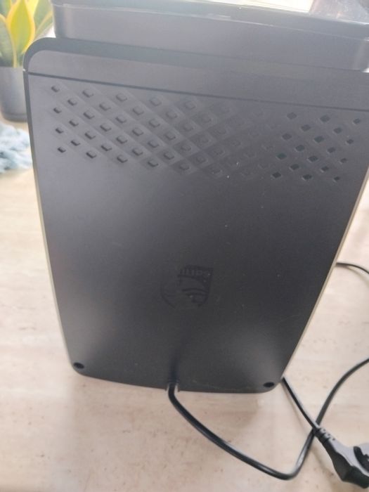 Ekspres do kawy Philips z serii 3200 LatteGo,