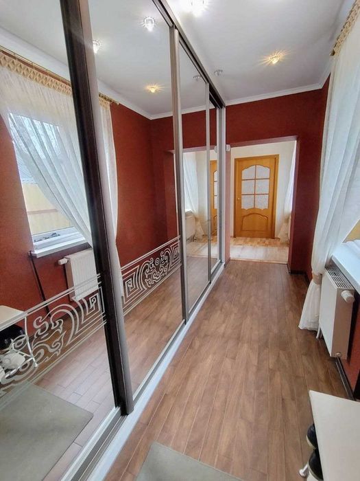 Комфортний будинок, Шевченківський район! Без комісії!