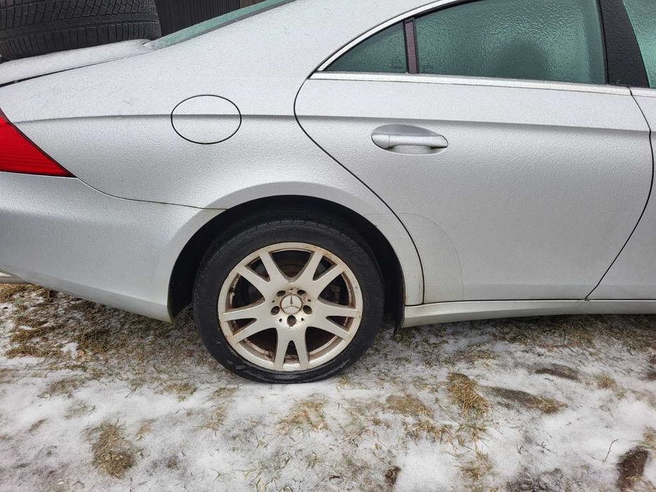 Mercedes CLS 775 197 Drzwi wyprzedaż