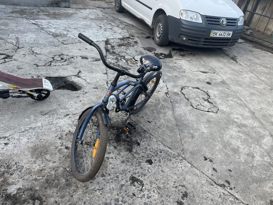 Велосипед дитячий гарний стан