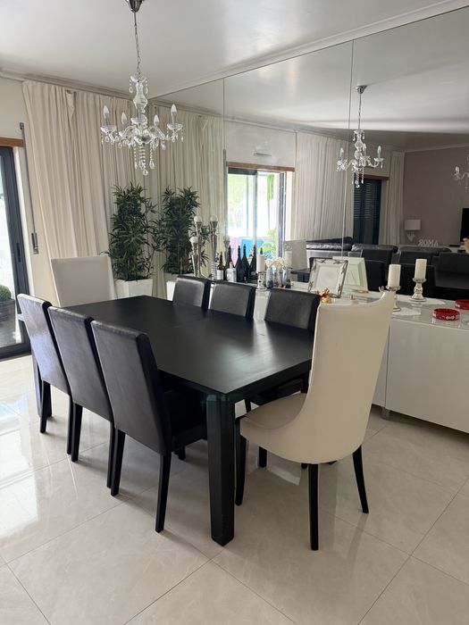 Mesa de sala extensível+ 6 cadeiras- Excelente estado
