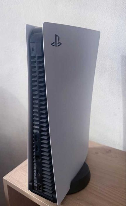 Playstation nova com 2 comandos