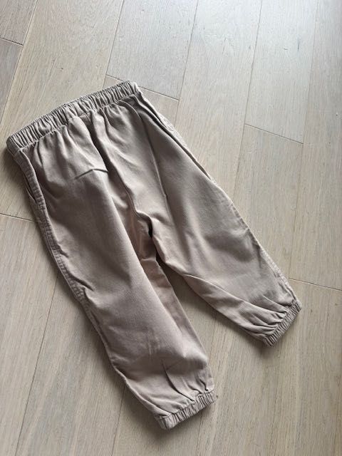 H&M spodnie beżowe dla dziecka 92