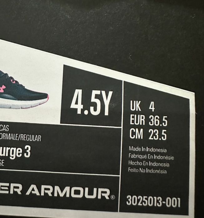 Дитячі кросівки Under Armour розмір 35