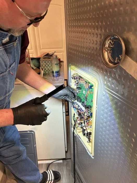 Solidna naprawa AGD - lodówek, pralek, zmywarek, piekarników...