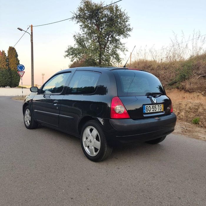 Renault Clio Comercial 1.5 dCi 1 Dono – 225.500 km – Histórico Completo (+3000€ Gasto em Oficina)
