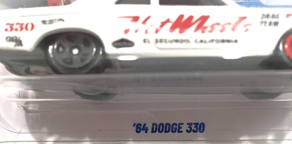 Dodge 330 Hot Wheels  BOXED - NOVO