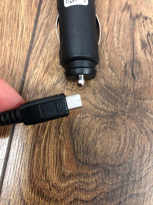 Ładowarka do gniazda zapalniczki tupu mikro USB