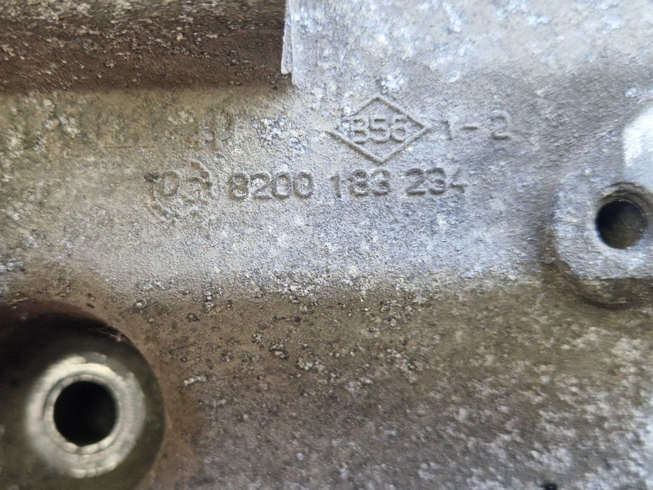 Łapa Osprzetu Renault F4K 2.0T 82.001.832.34