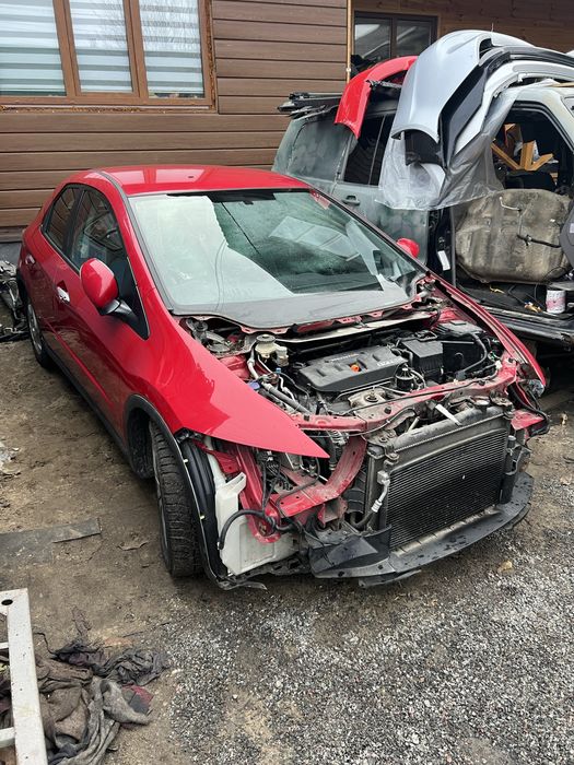 honda civic 5d разборка, накладки,пластик, зомок, стеклоподъемник, бак