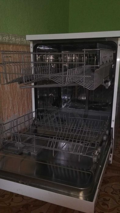 Посудомийна машина Beko