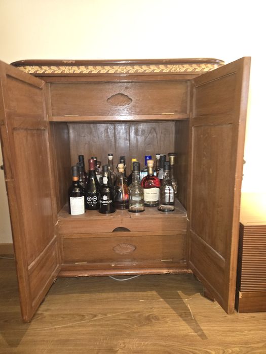 Movel garrafeira chines