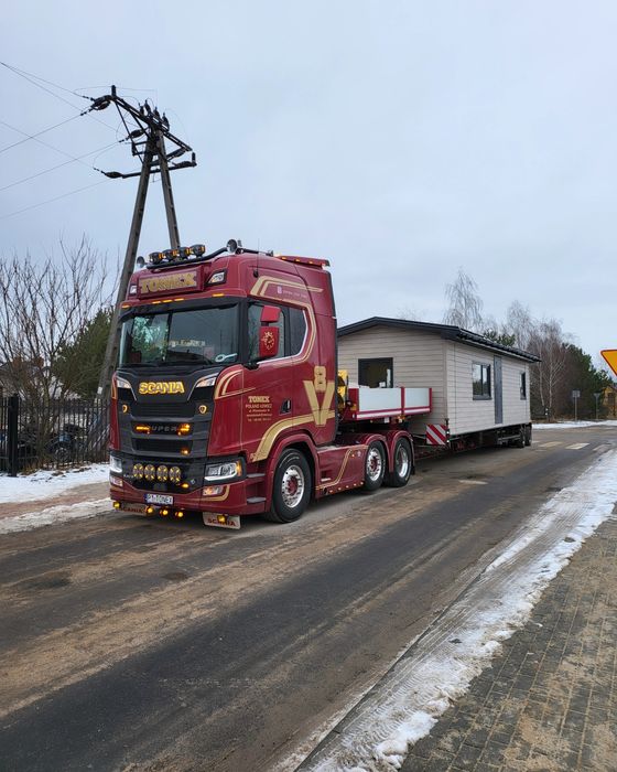 Transport kombajnów sieczkarni opryskiwaczy dźwigów harvester domków