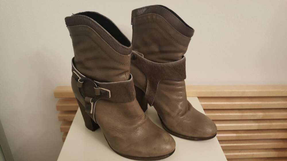 Skórzane botki rozmiar 37