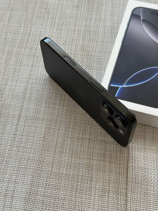 Продам IPhone 16 PRO 128 Neverlock