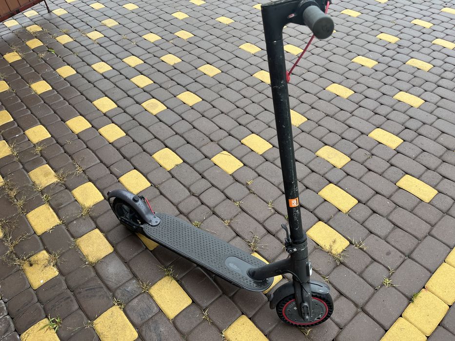 електро самокат Xiomi