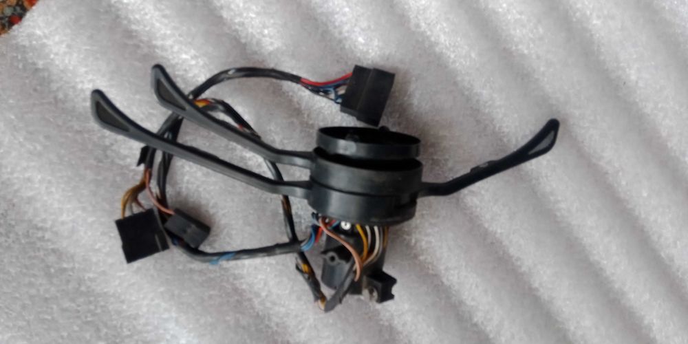 Подрулевой переключатель (тубус) 3 полож. ВАЗ 2106