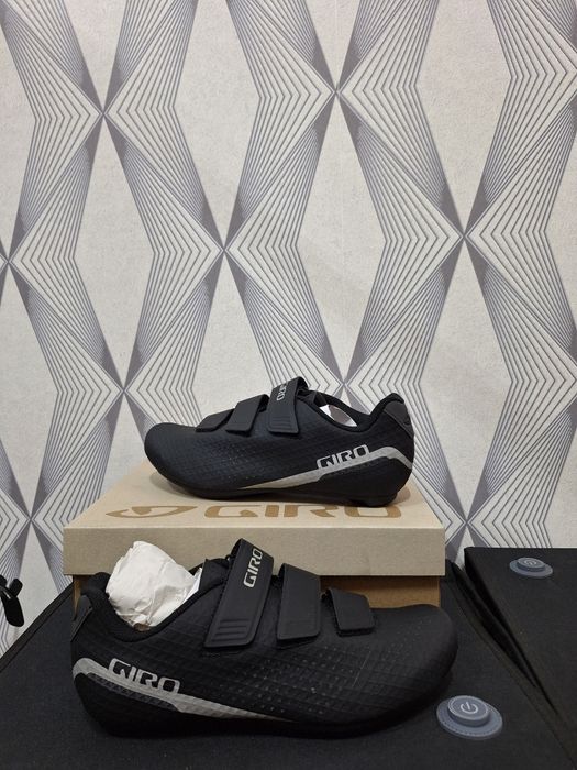 Buty rowerowe Giro Stylus  40 SPD SL Szosowe   Materiał: Cholewka syntetycz