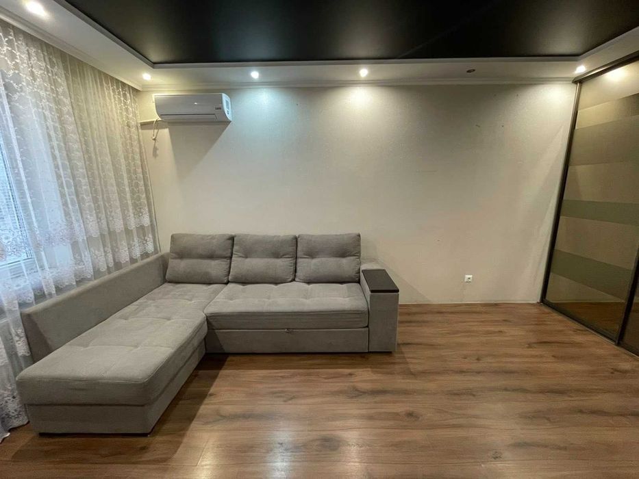 Оренда однокімнатної в новобудові, р-н Боженка ( вул.Параджанова 1 )