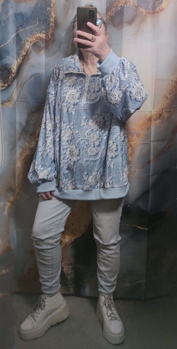 Bluza kwiaty błękitna
