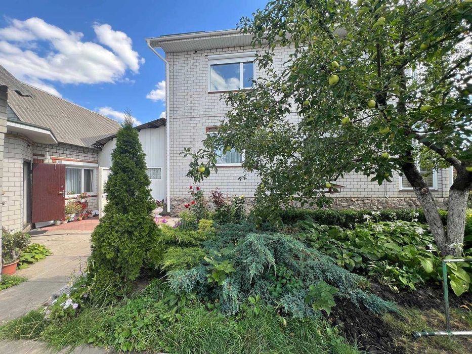 Продам будинок Мерефа центр ( Бабаи Высокий )