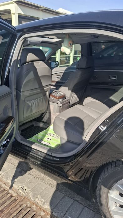 Продаж БМВ 750Li