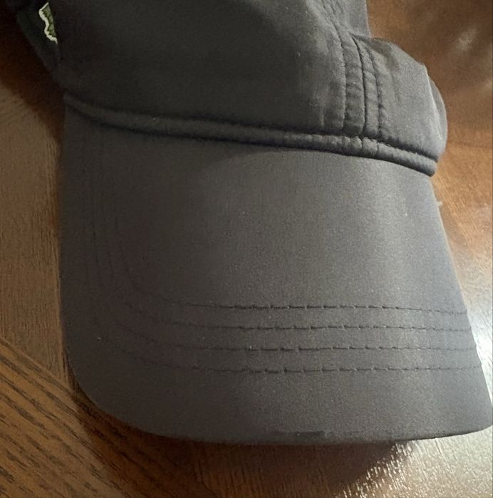 Чоловіча кепка Lacoste