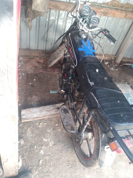 Продаю все робоче поміняти головку іі бак і все