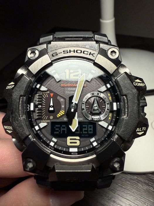 Часы Casio GWG-B1000