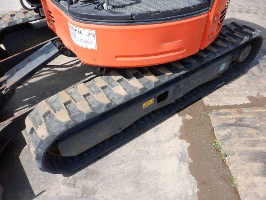 Гусеничний екскаватор HITACHI ZX20UR-5A