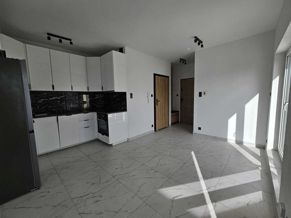 Wynajmę mieszkanie 2 pokoje, 31m2 - balkon + miejsce postojowe