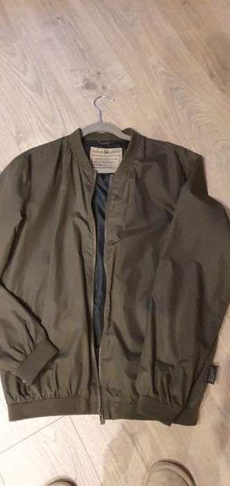 Kurtka bomberka M Cropp