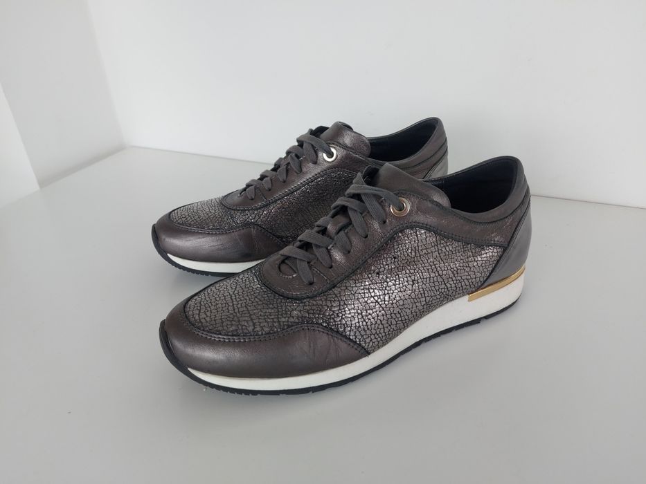 Buty adidasy skórzane Prima Moda w rozmiarze 40