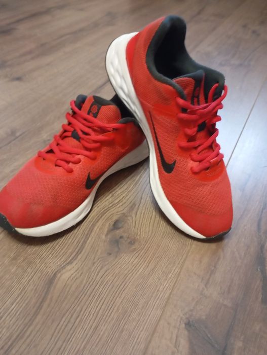 Кросівки Nike 37  р 23.5 см кроссовки