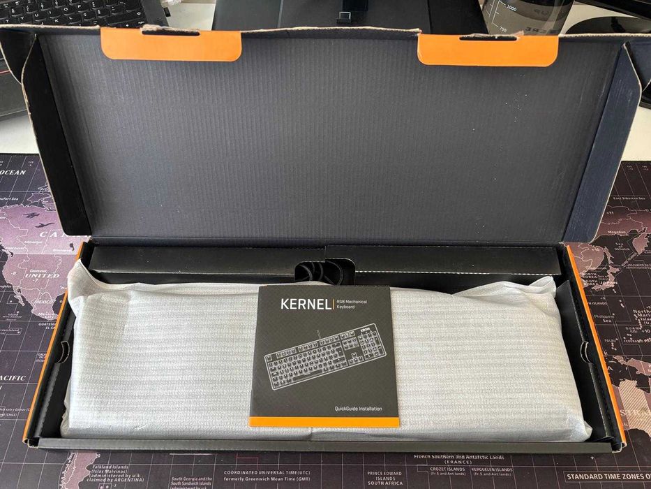 Teclado gamer KROM KERNEL