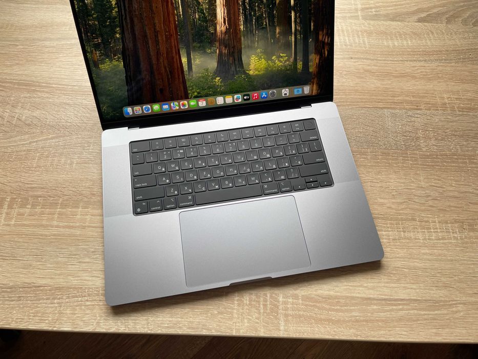 MacBook Pro 16' 2021р. M1 Max / 32 GPU / 64Gb RAM_2000gb SSD_41 цикл