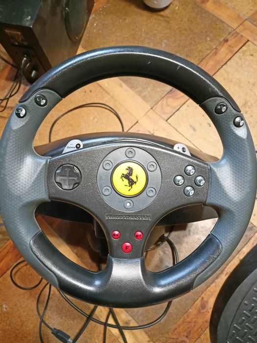 kierownica THRUSTMASTER do PlayStation