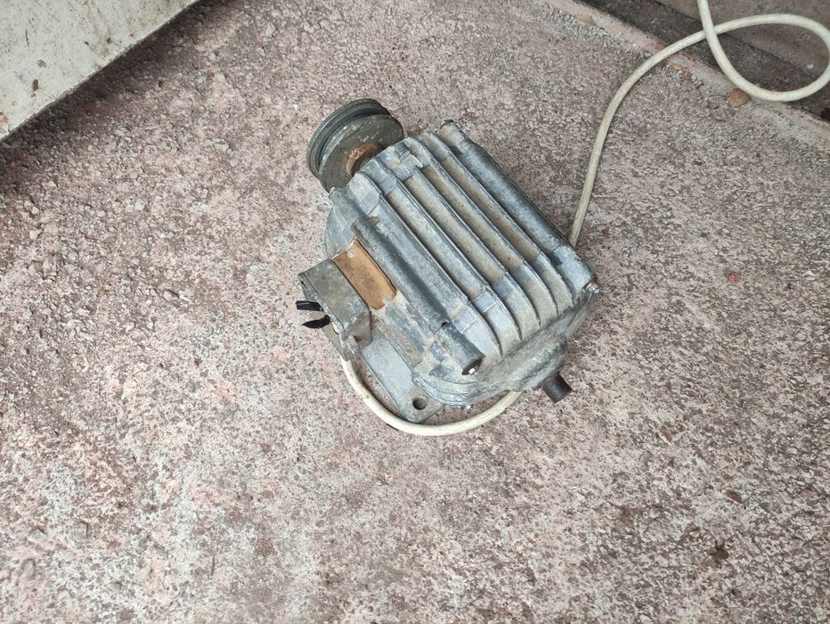 Електромотор 3 тис обертів, електродвигун