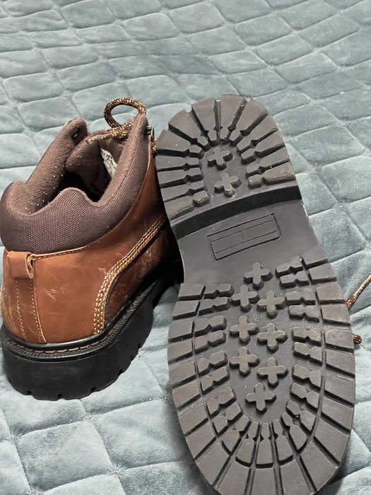 Buty skórzane Tommy Hilfilger 37