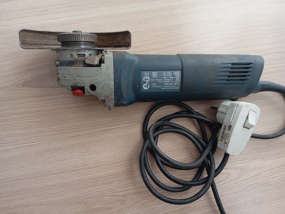 Szlifierka kątowa Bosch GWS 1100 Professional