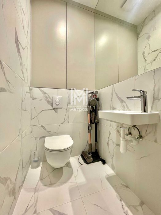 Продам 3к квартиру в ЖК Инфинити Центр Сад Шевченко Каскад