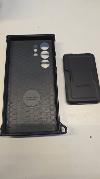 Samsung armourcase  Rugged Gadget Case przeznaczone dla modelu Galaxy