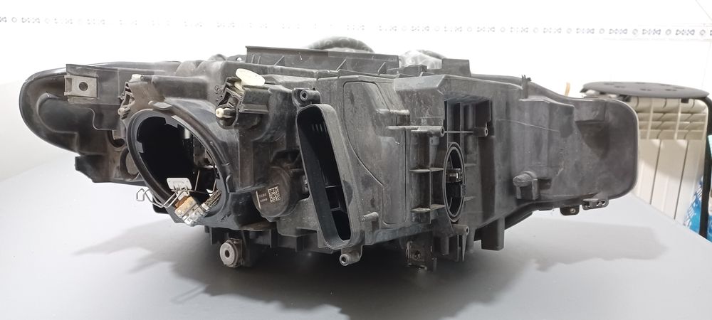 Farol Esquerdo BMW F30 F31