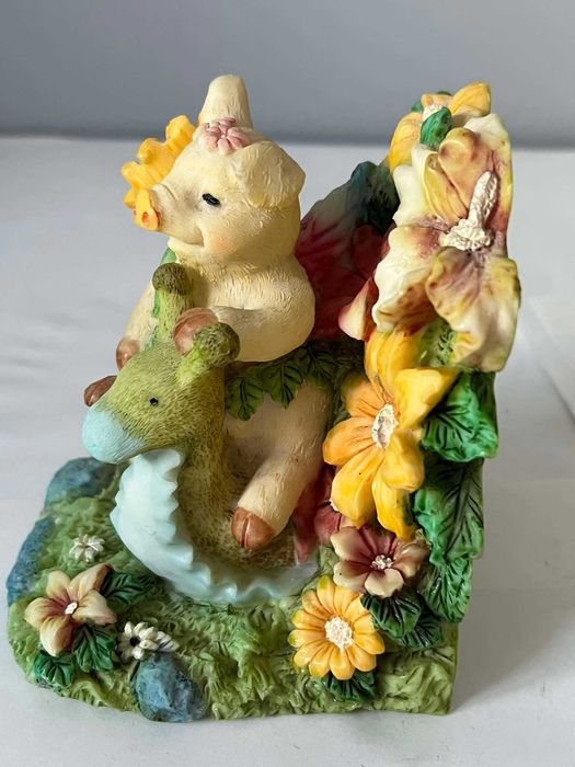 Świnka świnia żaba podpórka podstawki do książek konglomerat