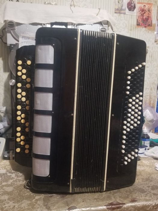 Баян Вологодский трехрядный.