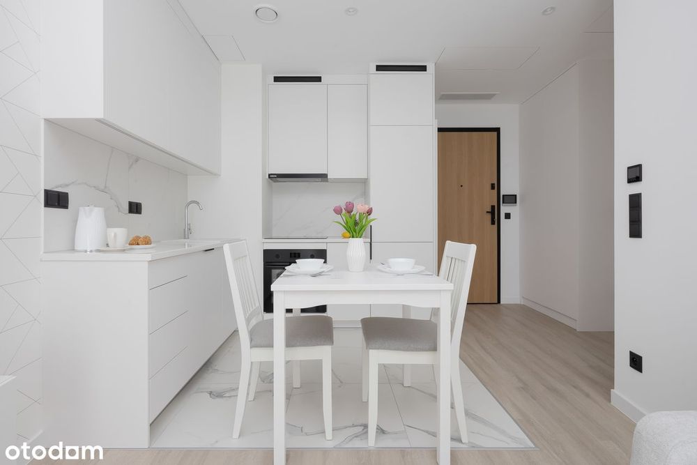 Elegancki apartament w Towarowa Towers - Widok 2