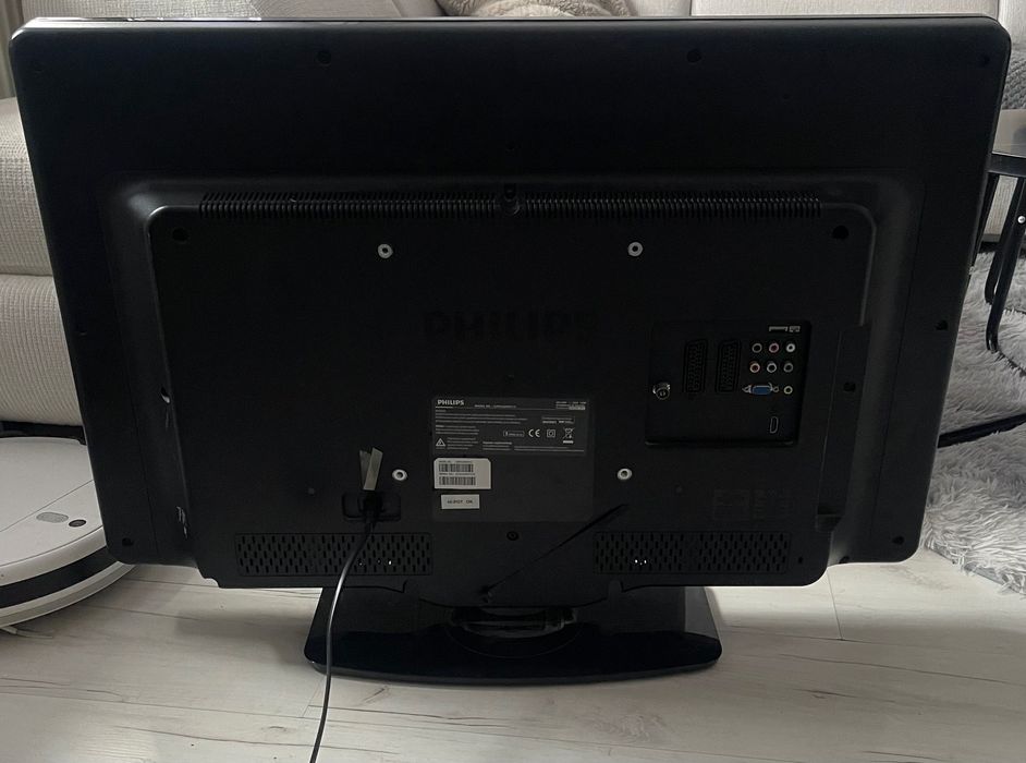 Telewizor 32 cale Philips Model 32PFL3685H/12 OKAZJA